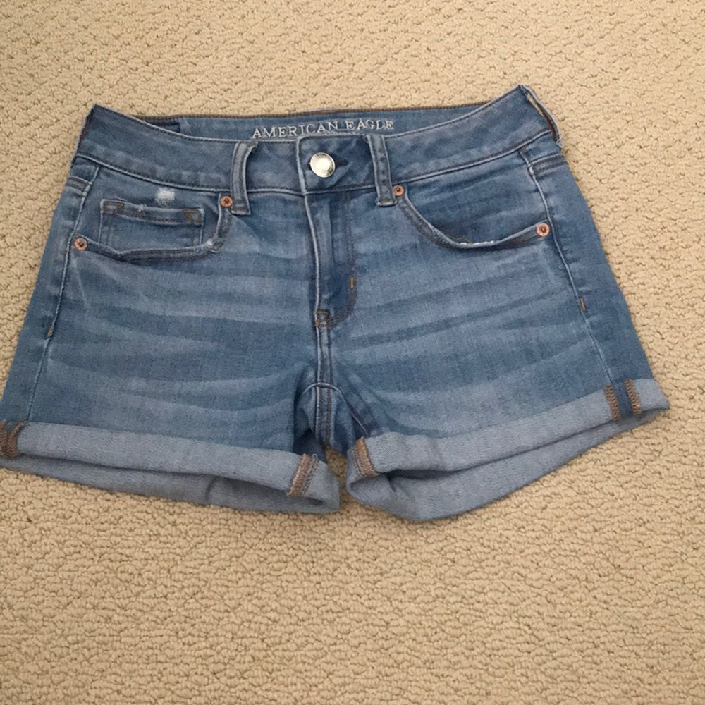 BARELY WORN american eagle shorts